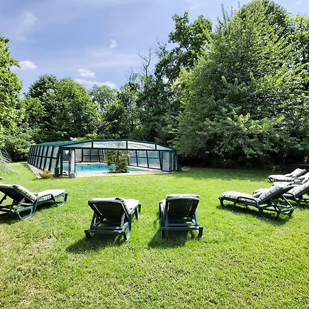 Casa de hóspedes Château De Camperos 3*